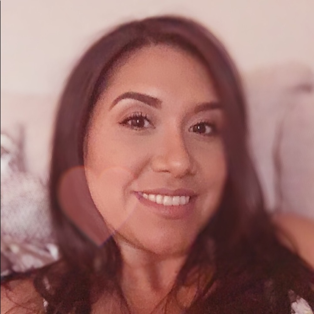 Meet your Posher, Liza